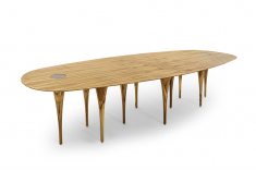 Mesa de jantar Pin, da Uultis