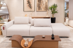 Mesa de centro com almofada para pet, Cenário Móveis.