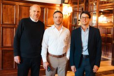 Luiz Augusto Brenner Rose, da Invespark, José Mário Marim Junior, da Blue, e Arthur Almeida, do Airbnb.